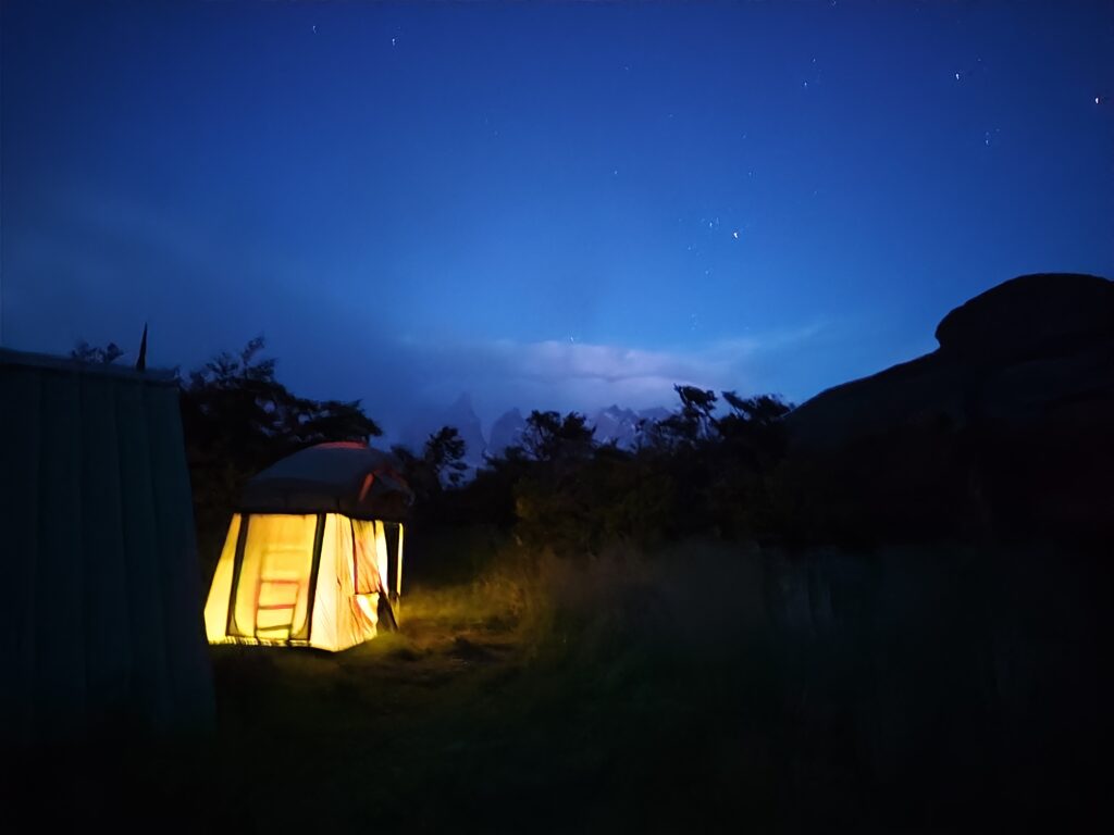Noche patagónica desde el refugio